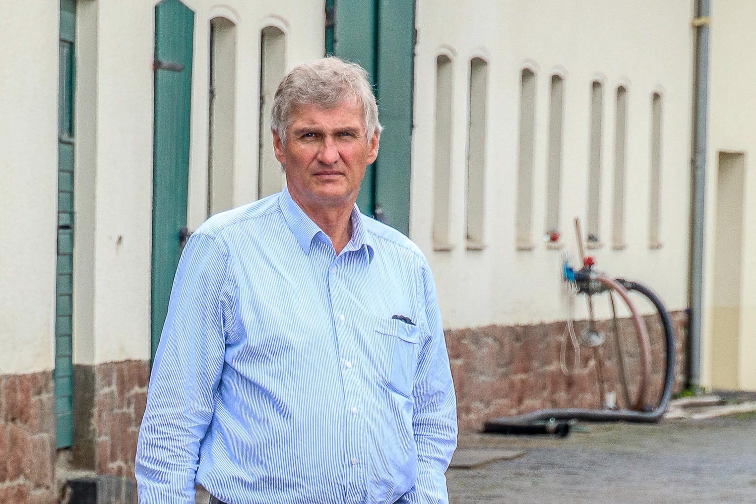 Alfons Wolff bewirtschaftet 800 Hektar Acker mit Weizen, Gerste, Raps, Zuckerrüben und Futtererbsen in Hohenthurm in Sachsen-Anhalt