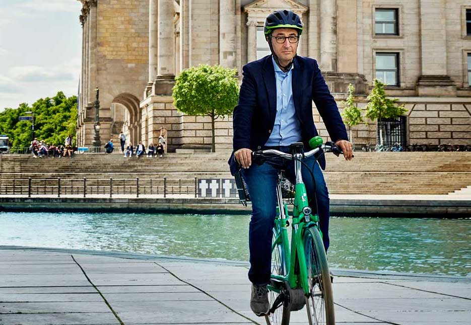 Vielleicht ware er besser Verkehrsminister geworden