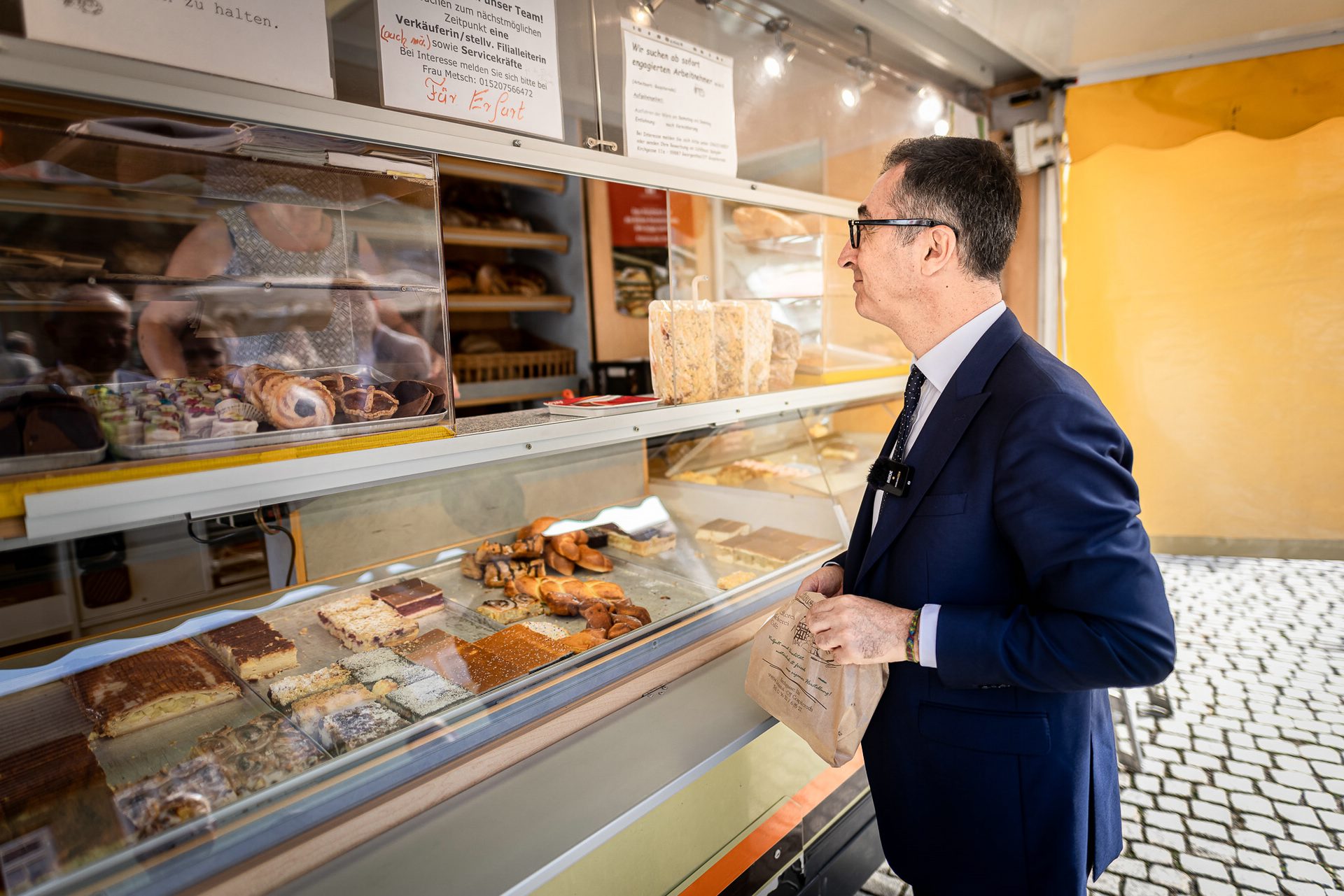 Strom kommt aus der Steckdose, okay ... aber woher kommen nochmal die ganzen Brötchen? Foto: BMEL